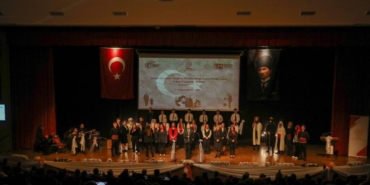 bilecik-haber_canakkale-de-24-kasim-ogretmenler-gunu-kutlama-programi-duzenlendi-45885.jpg