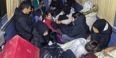 bilecik-haber_canakkale-de-49-duzensiz-gocmen-yakalandi-43493.jpg