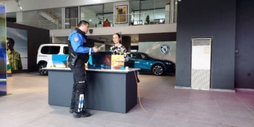 bilecik-haber_canakkale-de-polis-ekipleri-kadinlara-kades-uygulamasini-anlatti-45820.jpg
