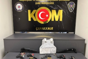 bilecik-haber_canakkale-merkezli-kacak-silah-ticareti-operasyonunda-6-zanli-yakalandi-40245.jpg