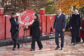 CHP ÖĞRETMENLER GÜNÜNÜ KUTLADI