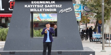 bilecik-haber_cinli-jianwei-tao-geleneksel-muzik-aleti-suona-ile-tekirdag-da-kulturunu-tanitiyor-40821.jpg