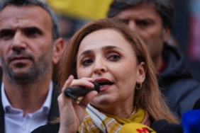 bilecik-haber_dem-parti-sozcusu-dogan-sancaktepe-de-partililerle-bulustu-42462.jpg