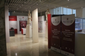 bilecik-haber_divanu-lugati-t-turk-sergisi-turk-dunyasini-dolasacak-42736.jpg