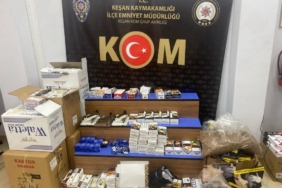 bilecik-haber_edirne-deki-operasyonda-cok-miktarda-gumruk-kacagi-tutun-urunu-ele-gecirildi-43607.jpg