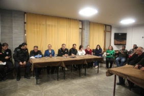bilecik-haber_edirne-emniyet-muduru-karaburun-ataturk-mahallesi-nde-vatandaslarla-bir-araya-geldi-46938.jpg