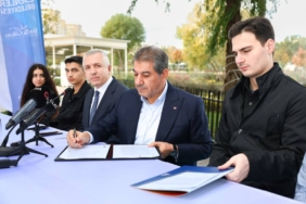 bilecik-haber_esenler-belediyesi-iklim-ve-enerji-icin-belediye-baskanlari-sozlesmesi-ni-imzaladi-41028.jpg