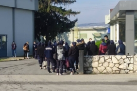 bilecik-haber_guncelleme-bursa-da-iplik-fabrikasinda-kimyasal-tepkimeden-etkilenen-isciler-hastaneye-kaldirildi-44691.jpg