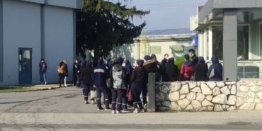 bilecik-haber_guncelleme-bursa-da-iplik-fabrikasinda-kimyasal-tepkimeden-etkilenen-isciler-hastaneye-kaldirildi-44691.jpg