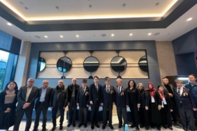 bilecik-haber_guney-kore-cumhuriyeti-nin-istanbul-baskonsolosu-lee-sakarya-da-kore-gazisi-yakinlariyla-bulustu-44929.jpg