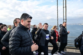 bilecik-haber_ibb-baskani-imamoglu-46-istanbul-maratonu-na-katildi-40757.jpg