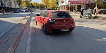 bilecik-haber_inegol-de-trafik-kazasinda-yaralanan-surucu-hastaneye-kaldirildi-41811.jpg