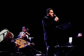 bilecik-haber_iranli-sanatcilar-homayoun-shajarian-ile-anoushiravan-rohani-istanbul-da-konser-verdi-42379.jpg
