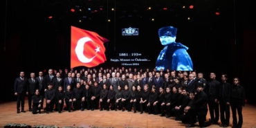 bilecik-haber_istanbul-valiligince-buyuk-onder-ataturk-u-anma-programi-duzenlendi-42368.jpg