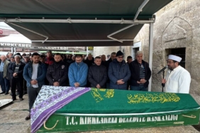 bilecik-haber_kirklareli-nde-baltayla-oldurulen-kadinin-cenazesi-topraga-verildi-43638.jpg