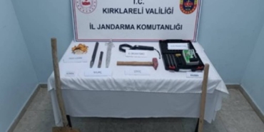 bilecik-haber_kirklareli-nde-kacak-kazi-operasyonunda-8-supheli-yakalandi-45273.jpg