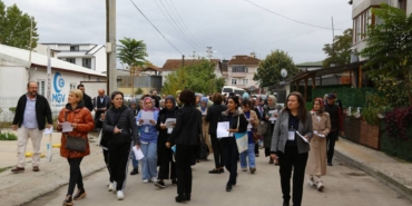 bilecik-haber_kocaeli-de-mahalle-sakinleri-verilen-egitimlerle-afetlere-karsi-bilinclendiriliyor-42213.jpg