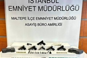 bilecik-haber_maltepe-de-silah-kacakciligi-operasyonunda-yakalanan-zanli-tutuklandi-45274.jpg