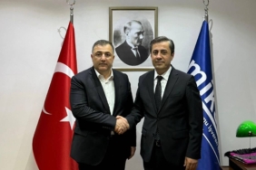 bilecik-haber_miksen-e-uye-13-belediye-sirketiyle-hizmet-is-sendikasi-toplu-is-sozlesmesi-imzaladi-42400.jpg