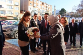 bilecik-haber_milli-egitim-bakan-yardimcisi-okten-kirklareli-nde-okul-mudurleriyle-bir-araya-geldi-46582.jpg