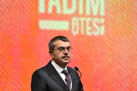 bilecik-haber_milli-egitim-bakani-tekin-egitimde-1-adim-otesi-zirvesi-nde-konustu-45351.jpg
