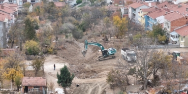 OLASI SEL TAŞKINLARINA KARŞI KABAK DERESİ TEMİZLENİYOR