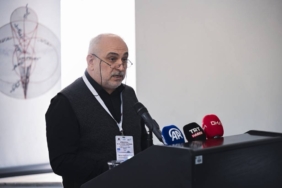bilecik-haber_prof-dr-ihsan-fazlioglu-uluslararasi-ali-kuscu-sempozyumu-nun-acilis-konusmasini-yapti-44544.jpg