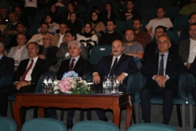 bilecik-haber_sakarya-universitesi-mustafa-varank-a-fahri-doktora-unvani-verdi-41822.jpg