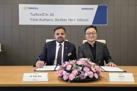 bilecik-haber_samsung-ve-turkcell-isbirliklerini-derinlestirmek-icin-ortak-mutabakat-imzaladi-42829.jpg