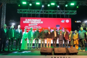 bilecik-haber_sultangazi-deki-3-sivas-gardaslik-festivali-nde-yoresel-urunler-tanitildi-40247.jpg