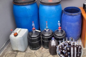 bilecik-haber_tekirdag-da-386-litre-sahte-icki-ele-gecirildi-44386.jpg