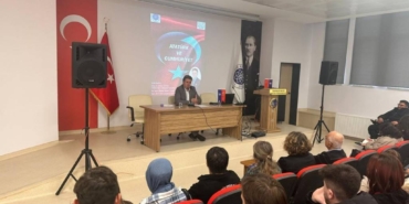 bilecik-haber_tekirdag-da-ataturk-ve-cumhuriyet-konulu-konferans-duzenlendi-42324.jpg