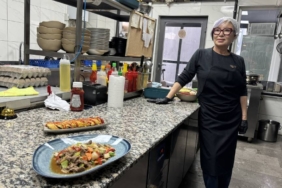 bilecik-haber_tekirdag-da-restoran-acan-guney-koreli-asci-ulkesinin-lezzetlerini-tanitiyor-44228.jpg