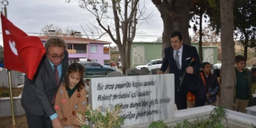 bilecik-haber_tekirdag-da-sehit-ogretmen-nese-alten-ve-babasi-kabirleri-basinda-anildi-44905.jpg