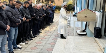 bilecik-haber_tekirdag-da-sila-bebegin-balkondan-duserek-olen-teyzesi-elif-akyuz-un-cenazesi-defnedildi-45872.jpg