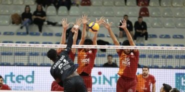 bilecik-haber_voleybol-sms-grup-efeler-ligi-44067.jpg