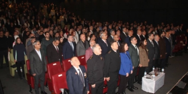 bilecik-haber_yalova-da-24-kasim-ogretmenler-gunu-kutlandi-45889.jpg