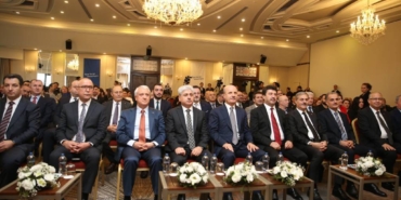 bilecik-haber_yok-baskani-ozvar-sakarya-uygulamali-bilimler-universitesinin-stratejik-plan-calistayinda-konustu-43673.jpg