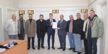 bilecik-haber_ak-parti-demirkoy-ilce-baskani-koca-mazbatasini-aldi-47660.jpg