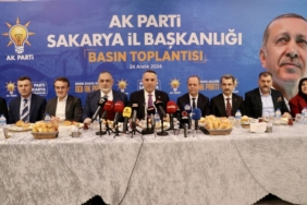 bilecik-haber_ak-parti-il-baskani-tever-gazetecilerle-bulustu-52059.jpg