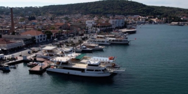 bilecik-haber_ayvalik-ta-yilbasi-tatili-rezervasyonlarindaki-yogunluk-turizmcileri-mutlu-etti-53376.jpg