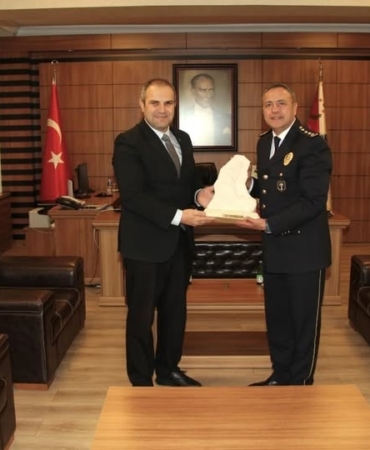 Başkan Dilsiz’den Müdür Yılmaz’a hayırlı olsun ziyareti