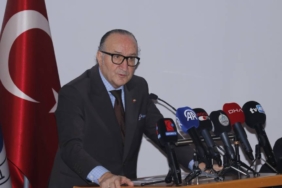 bilecik-haber_bilisim-vadisi-genel-muduru-tuzgen-kocaeli-sanayi-odasinin-meclis-toplantisina-katildi-51077.jpg