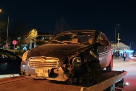 bilecik-haber_bursa-da-iki-otomobilin-carpistigi-kazada-4-kisi-yaralandi-50354.jpg