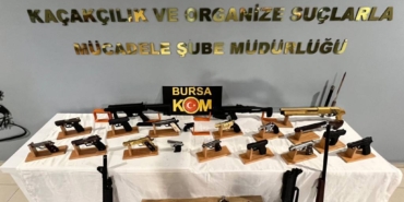 bilecik-haber_bursa-da-yasa-disi-silah-imalati-operasyonunda-yakalanan-2-zanli-tutuklandi-48814.jpg