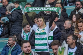 bilecik-haber_bursaspor-karsiyaka-macini-binlerce-kisi-izledi-50332.jpg