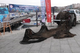 bilecik-haber_canakkale-de-500-bin-metrekare-alan-hayalet-aglardan-temizlendi-49948.jpg