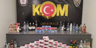 bilecik-haber_canakkale-de-icki-ve-sigara-kacakciligi-iddiasiyla-2-supheli-gozaltina-alindi-53185.jpg