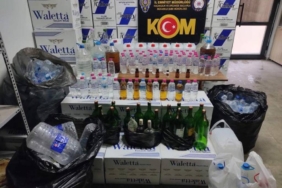bilecik-haber_canakkale-de-kacak-icki-operasyonunda-4-supheli-yakalandi-52306.jpg
