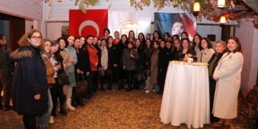 bilecik-haber_canakkale-de-turk-kadinina-secme-ve-secilme-hakki-verilmesinin-90-yili-etkinligi-yapildi-48406.jpg